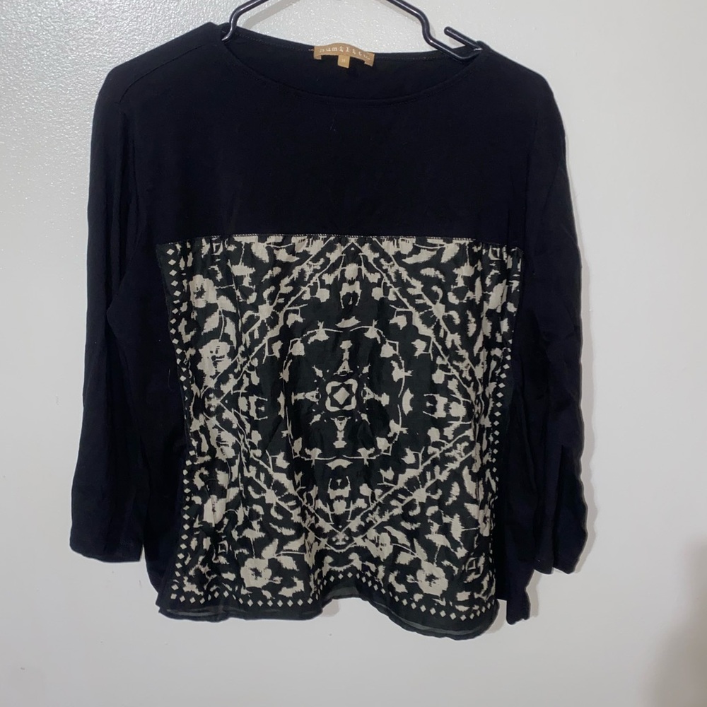 Graphic Black and Gray 3/4 Sleeve Boxy Blouse